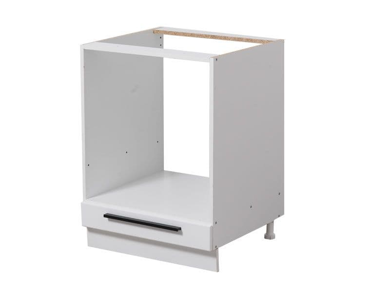 Bijela kuhinja Claudia 200 u modernom obiteljskom prostoru