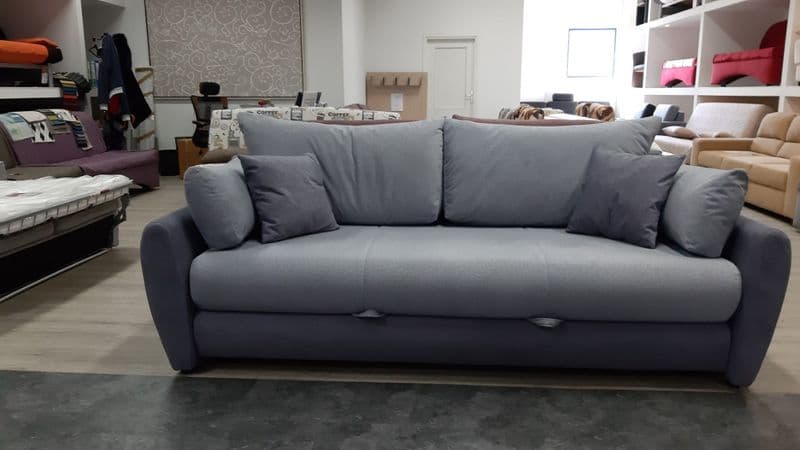 Trosjed Como 235 - slika 1